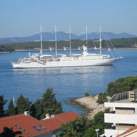 Apartment Lucija Hvar Town