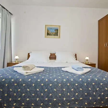 Lucija Apartment *