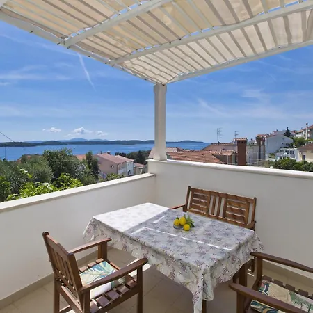 Apartment Lucija Hvar Town
