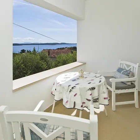 Apartment Lucija