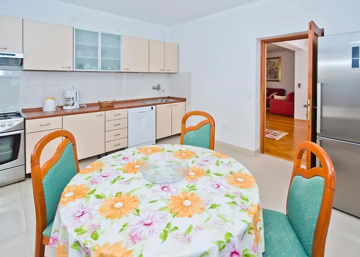 Lucija Apartament Hvar Town